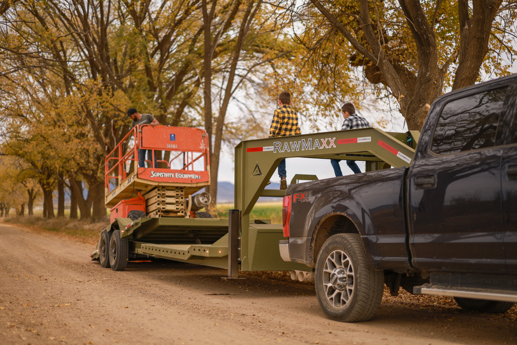 Read more about the article Understanding Trailer GVWR: A Comprehensive Guide